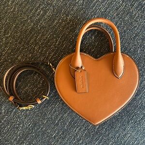 Coach Heart Bag CP233